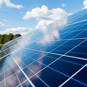 El sector fotovoltaico español prevé inversiones de hasta 5.000 millones de euros de aquí a 2020.